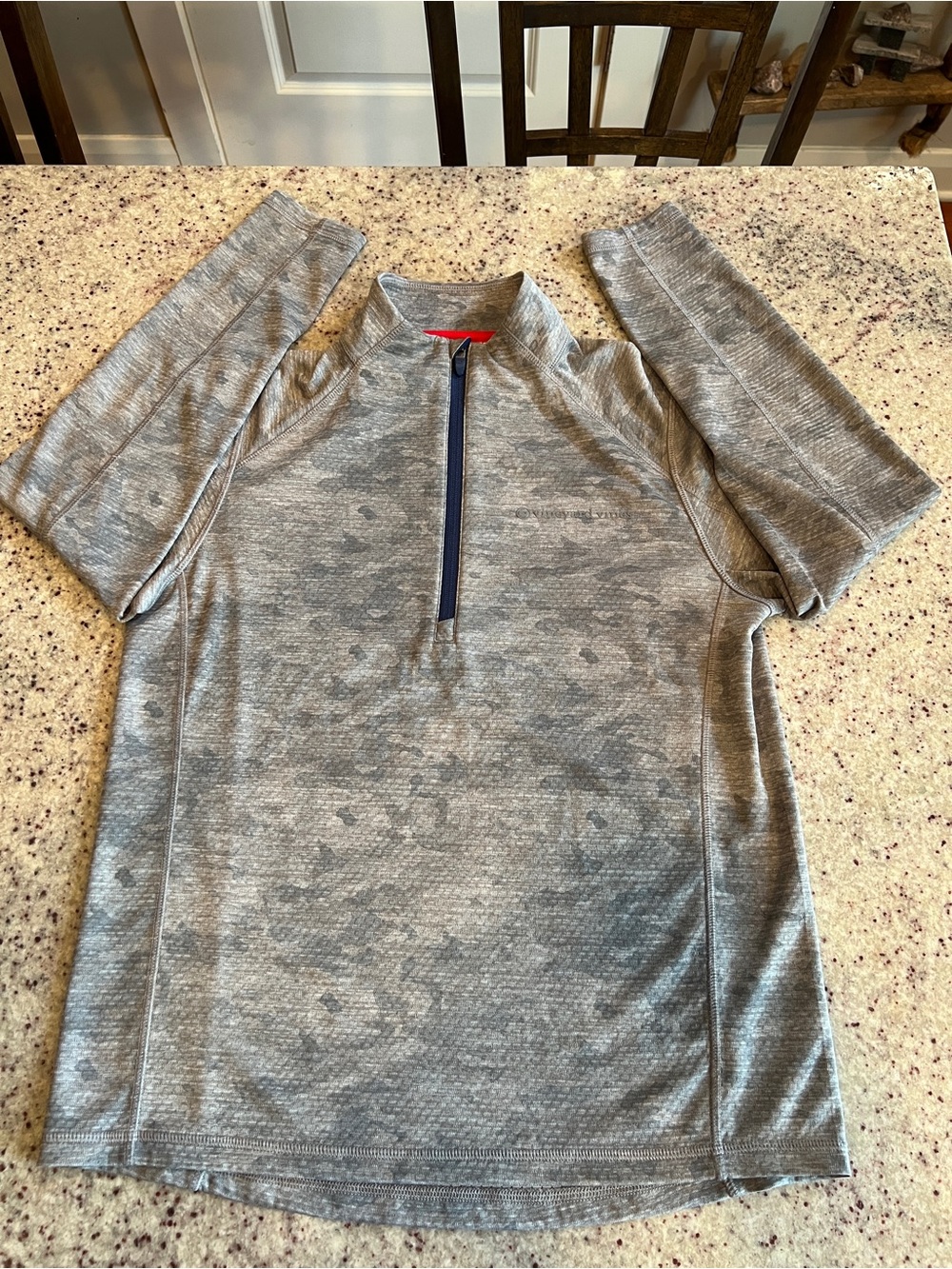 Vineyard Vines Performance 1/4 Zip Pullover Mens Small Grey Camo 1K001119